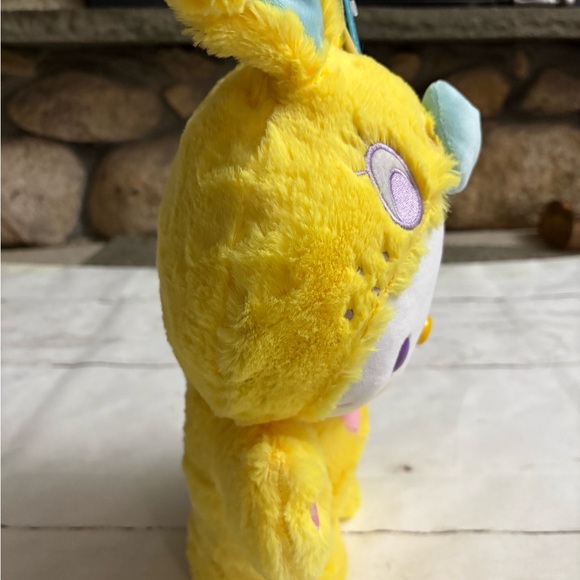 Hello Kitty Easter Side Stepper Musical Plush Greeter - Picture 6 of 9